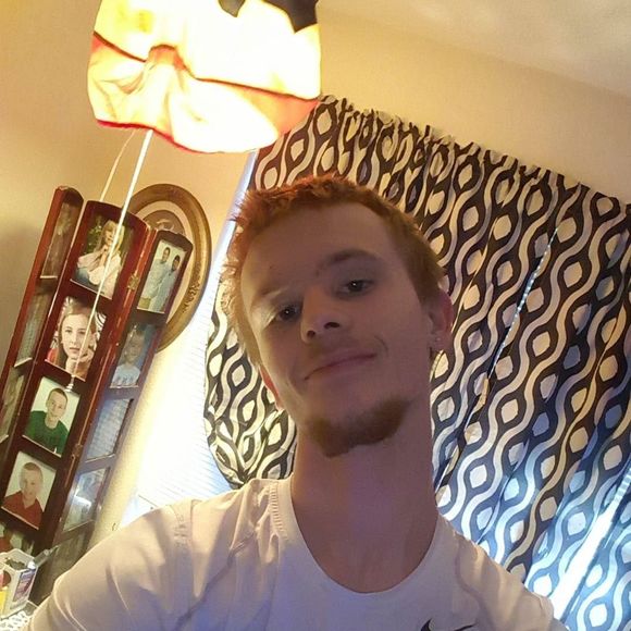 Meet your Posher, Kyle - Picture 1 of 1